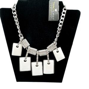 TRACI LYNN FASHION JEWELRY- White Out Too! A beautiful necklace 🔥🔥🔥